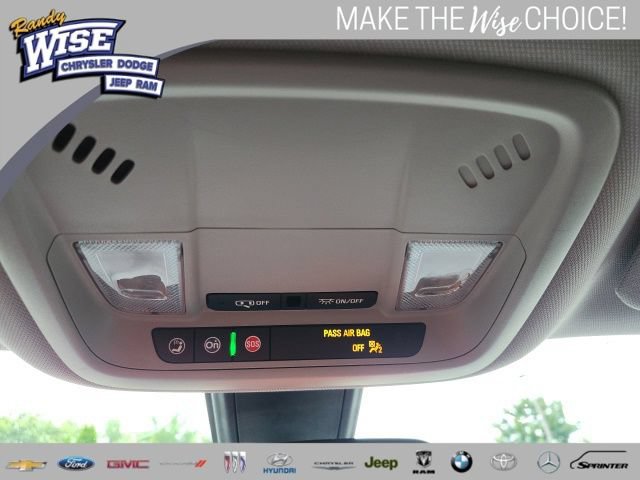 Used 2021 Chevrolet Malibu LT FWD image 31