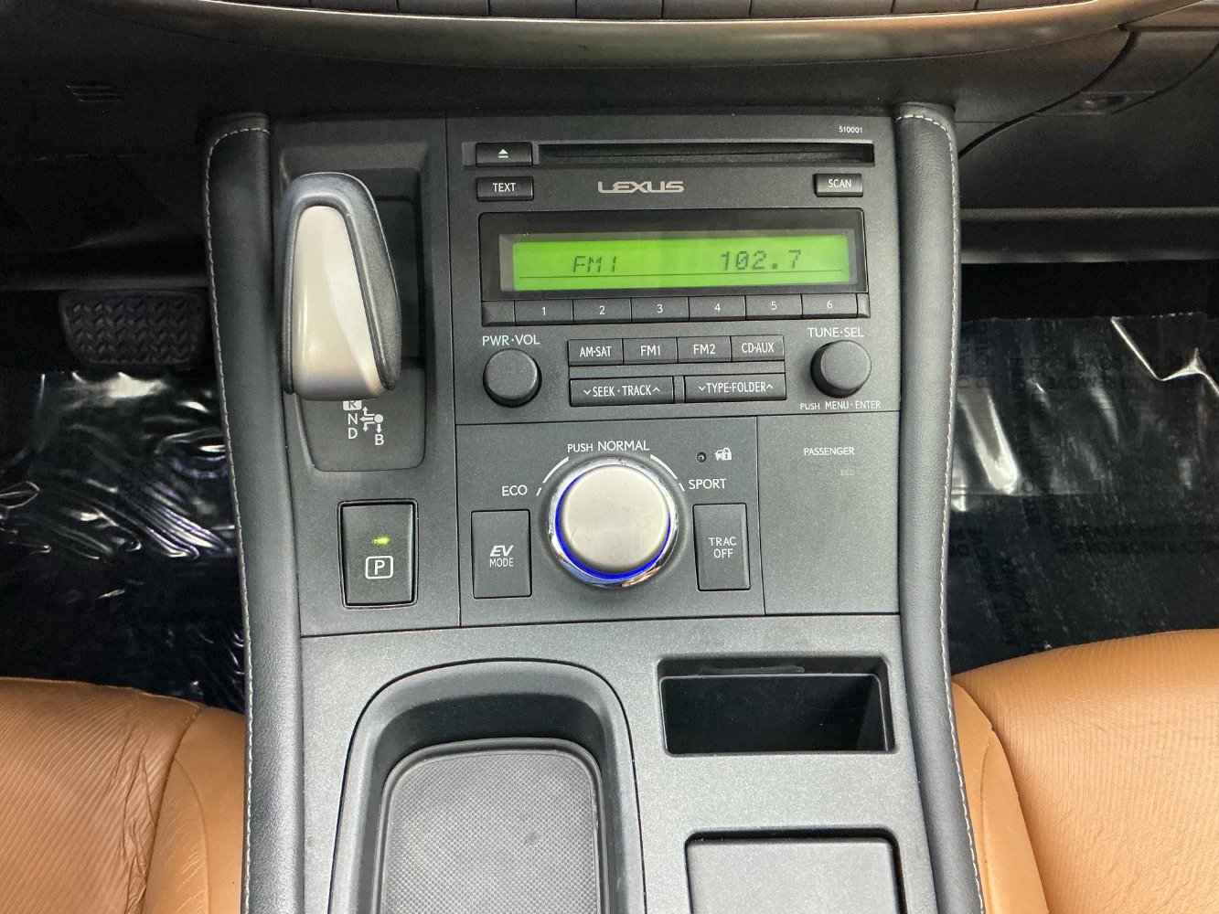 Used 2015 Lexus CT 200h FWD image 36