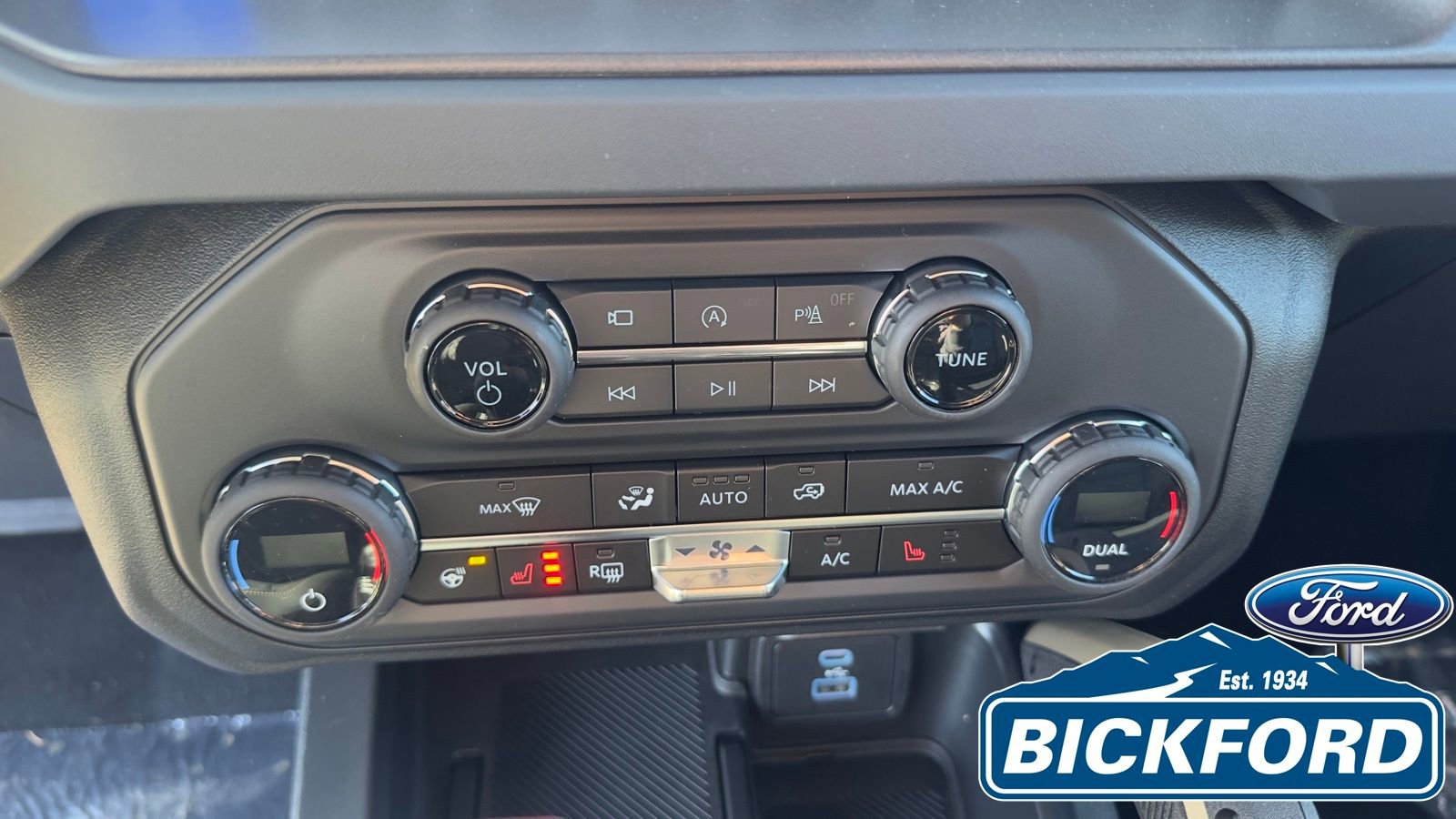 New 2025 Ford Bronco Badlands AWD/4WD image 14