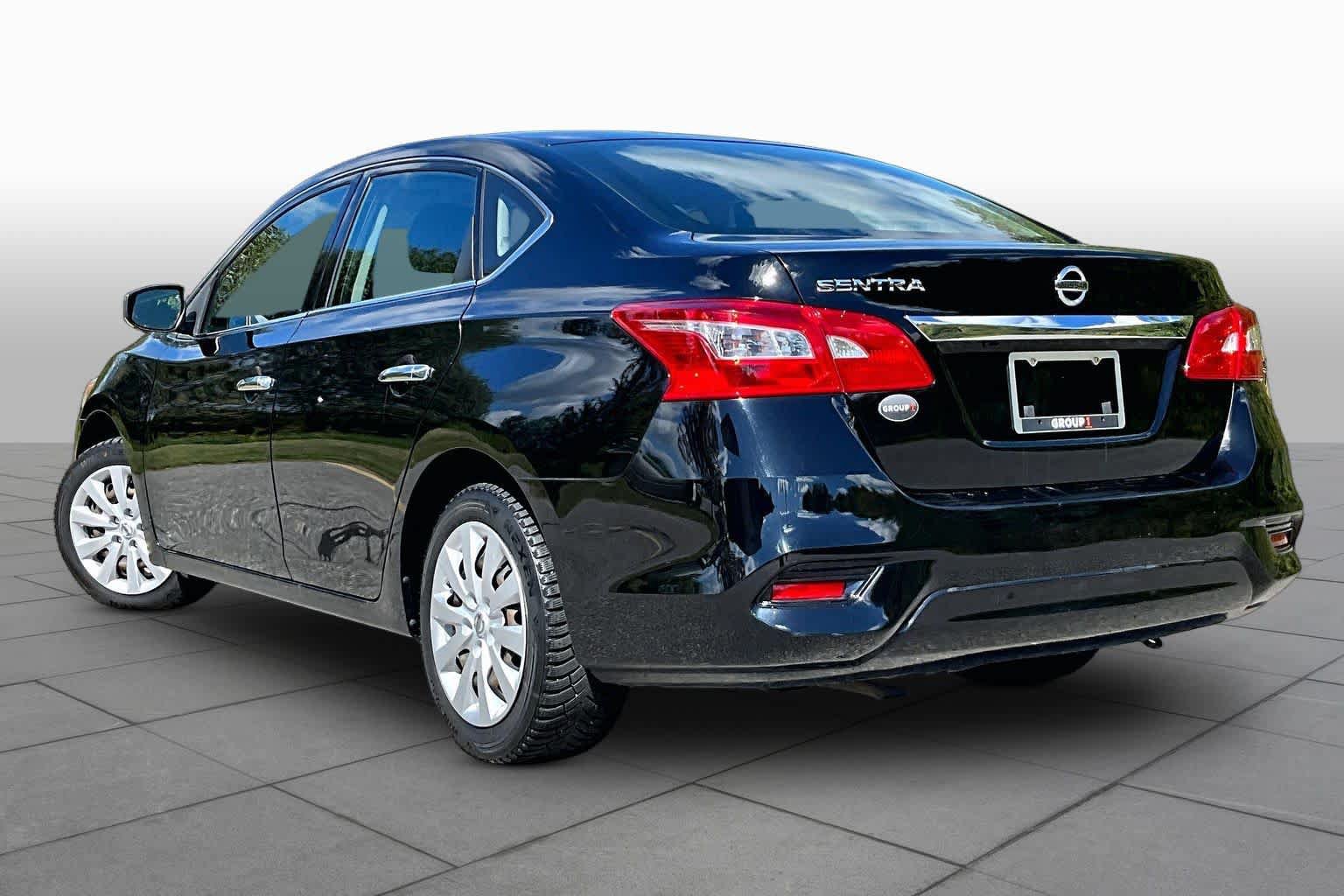 Used 2019 Nissan Sentra S FWD image 12