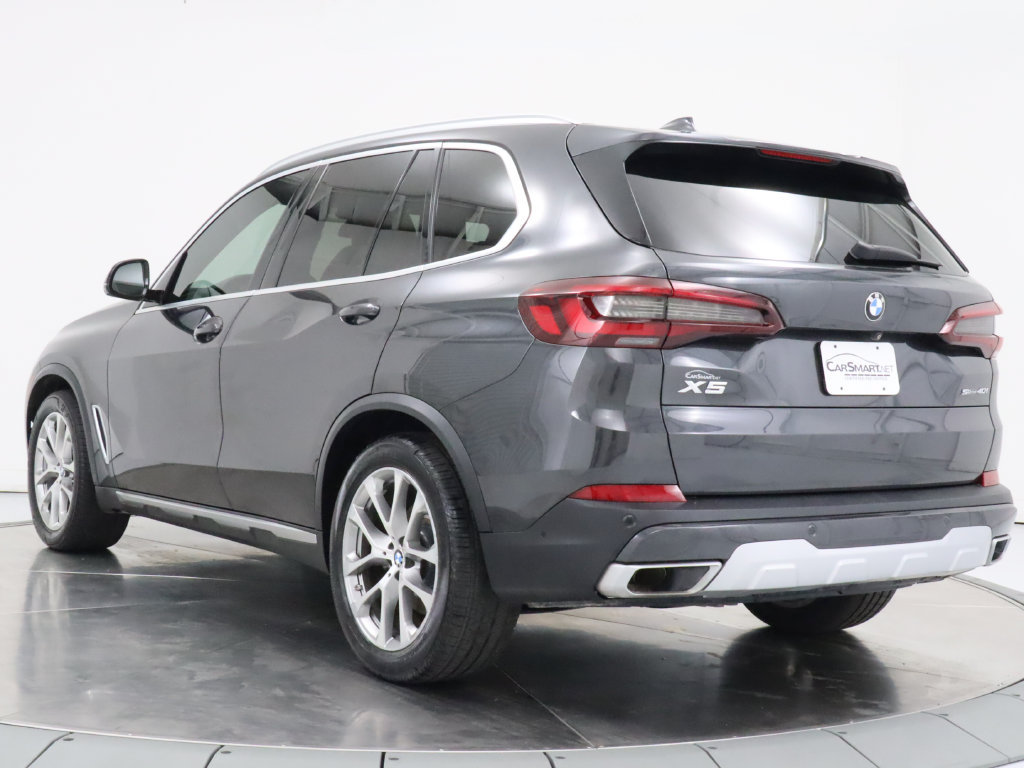 Used 2021 BMW X5 sDrive40i w/ Premium Package RWD image 3