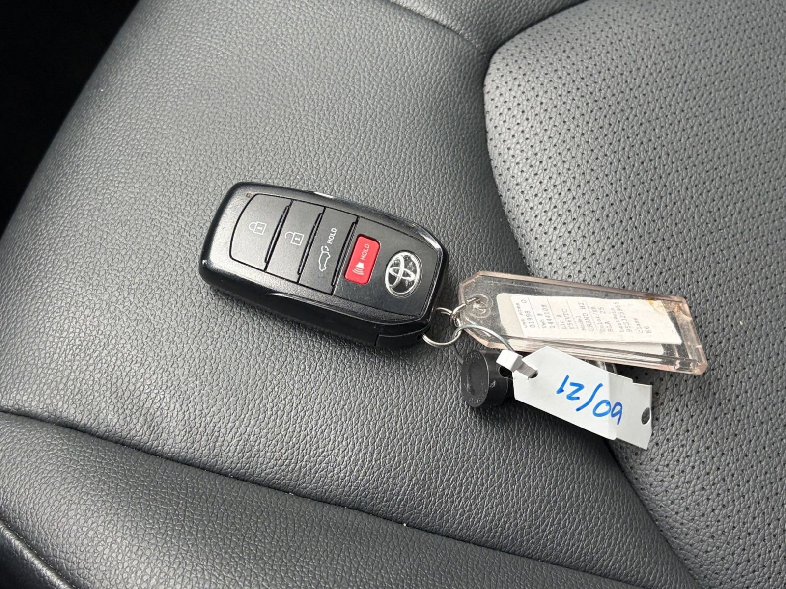 Used 2025 Toyota Grand Highlander FWD image 18