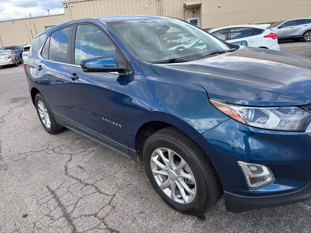 Used 2021 Chevrolet Equinox LT w/ LPO, Cargo Package AWD/4WD image 6