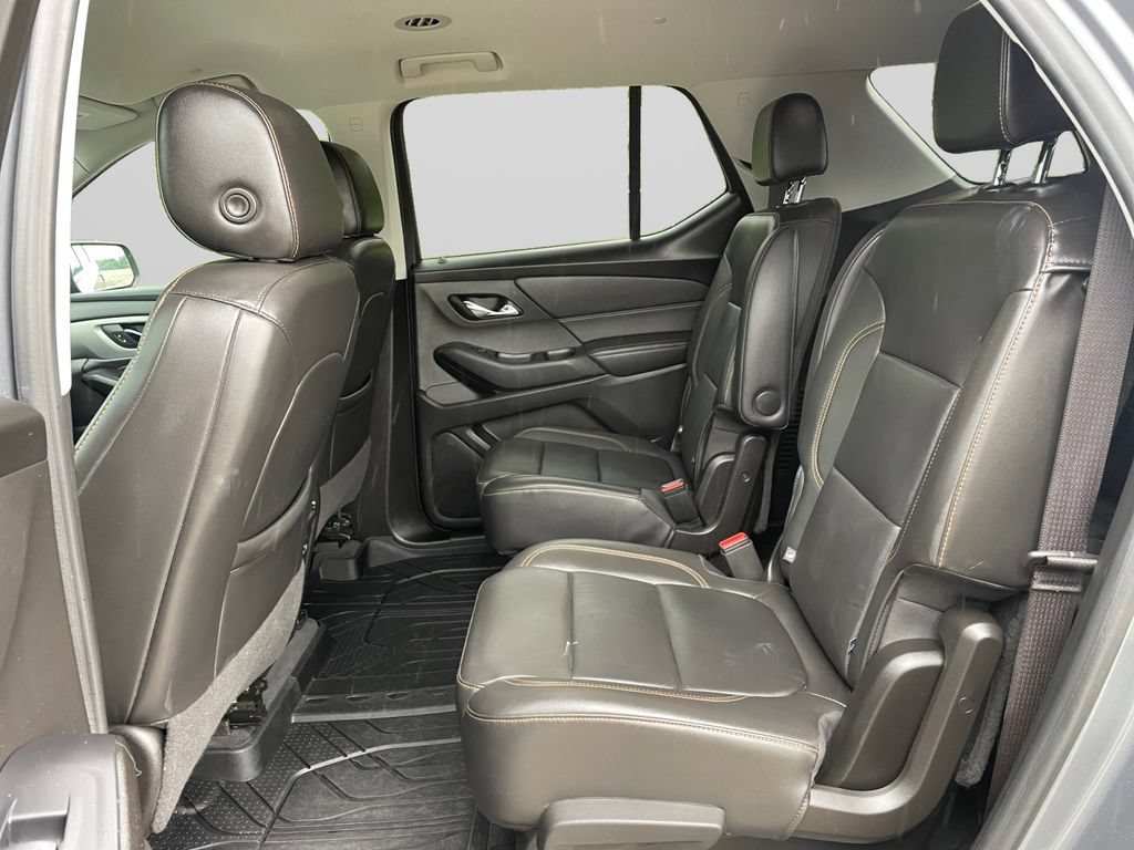Certified 2021 Chevrolet Traverse RS w/ LPO, Floor Liner Package AWD/4WD image 19