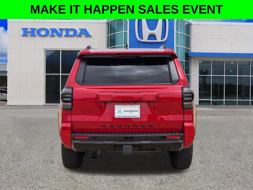 Used 2025 Toyota 4Runner TRD Sport AWD/4WD image 4