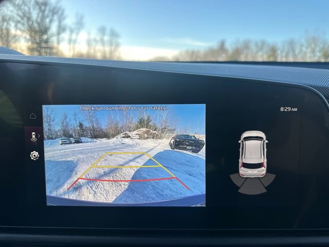 Used 2024 Kia Niro EX Touring image 32