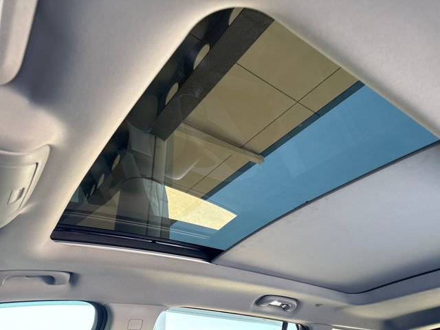 Used 2020 GMC Terrain SLT w/ Preferred Package image 21