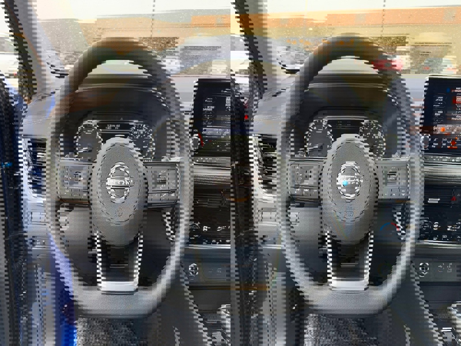 Certified 2022 Nissan Rogue SV image 18