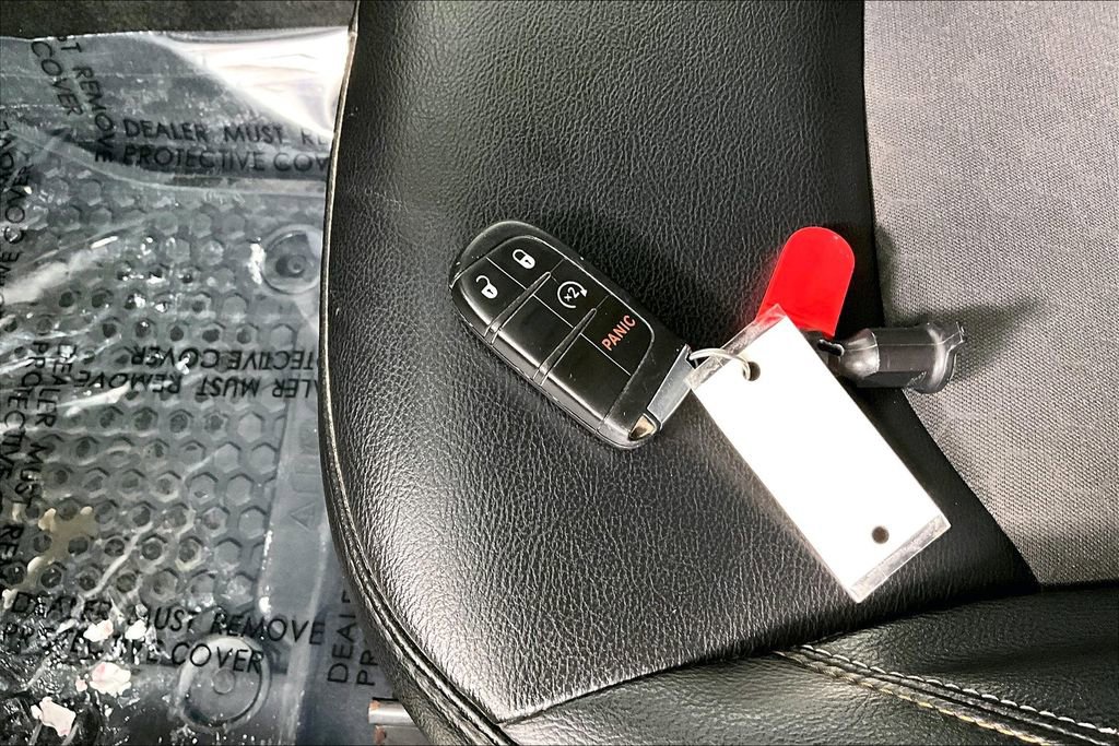 Used 2018 Jeep Compass Latitude w/ Cold Weather Group image 10