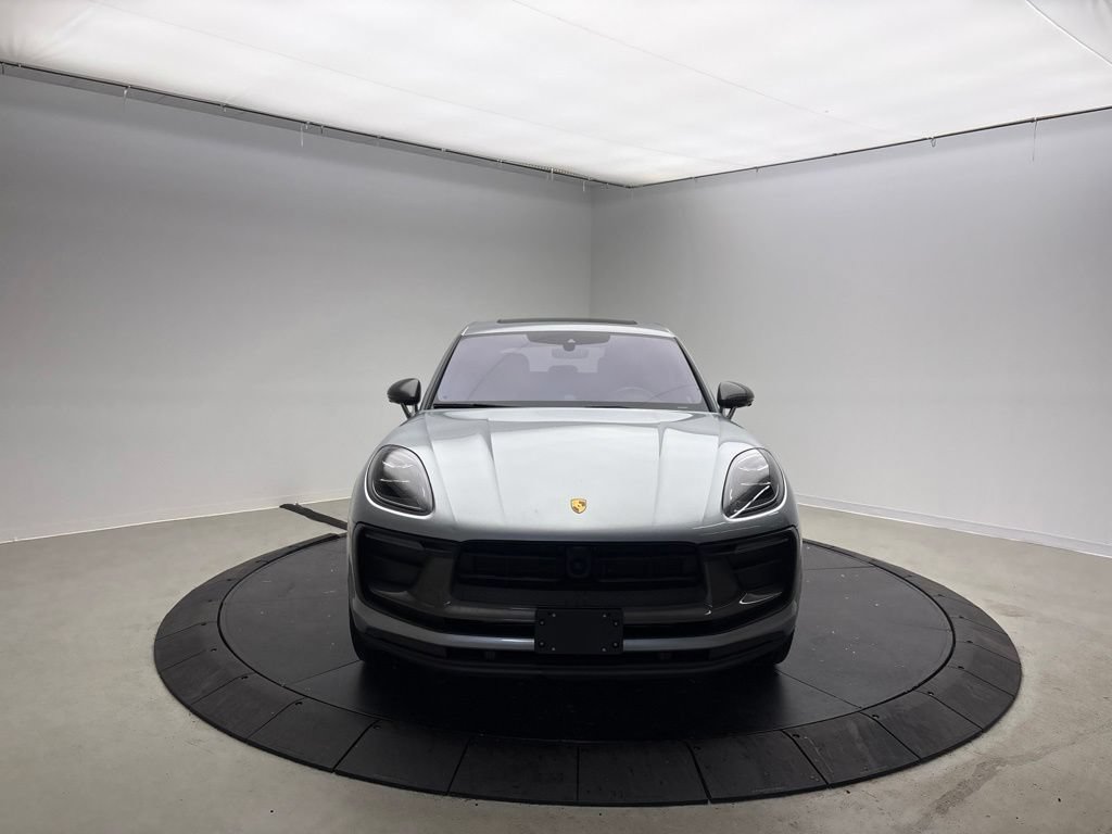 Certified 2024 Porsche Macan Turbo AWD/4WD image 10