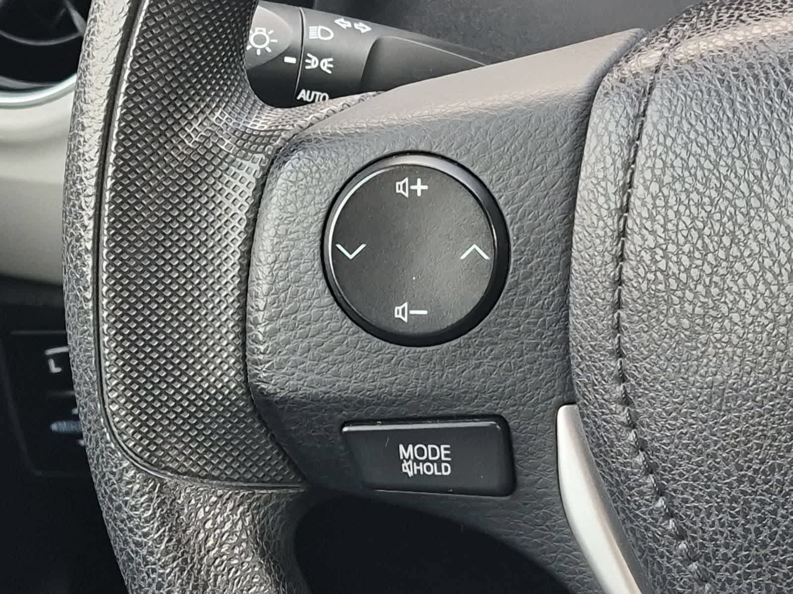 Used 2017 Toyota Corolla LE FWD image 23