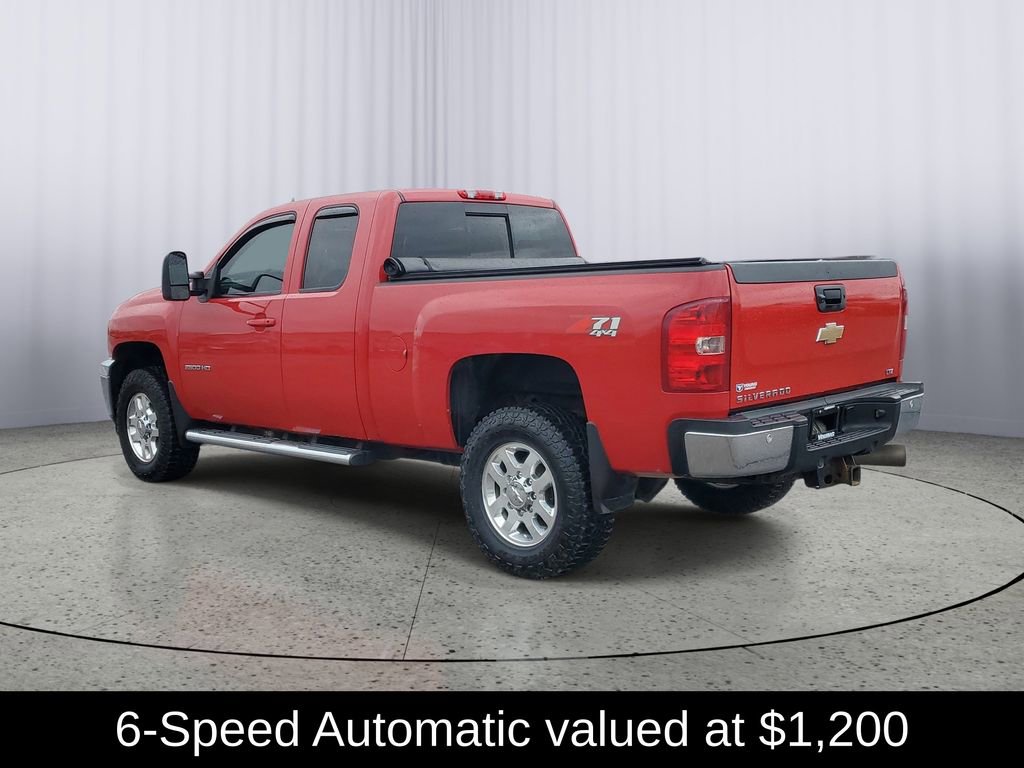 Used 2011 Chevrolet Silverado 2500 LTZ w/ LTZ Plus Package AWD/4WD image 5
