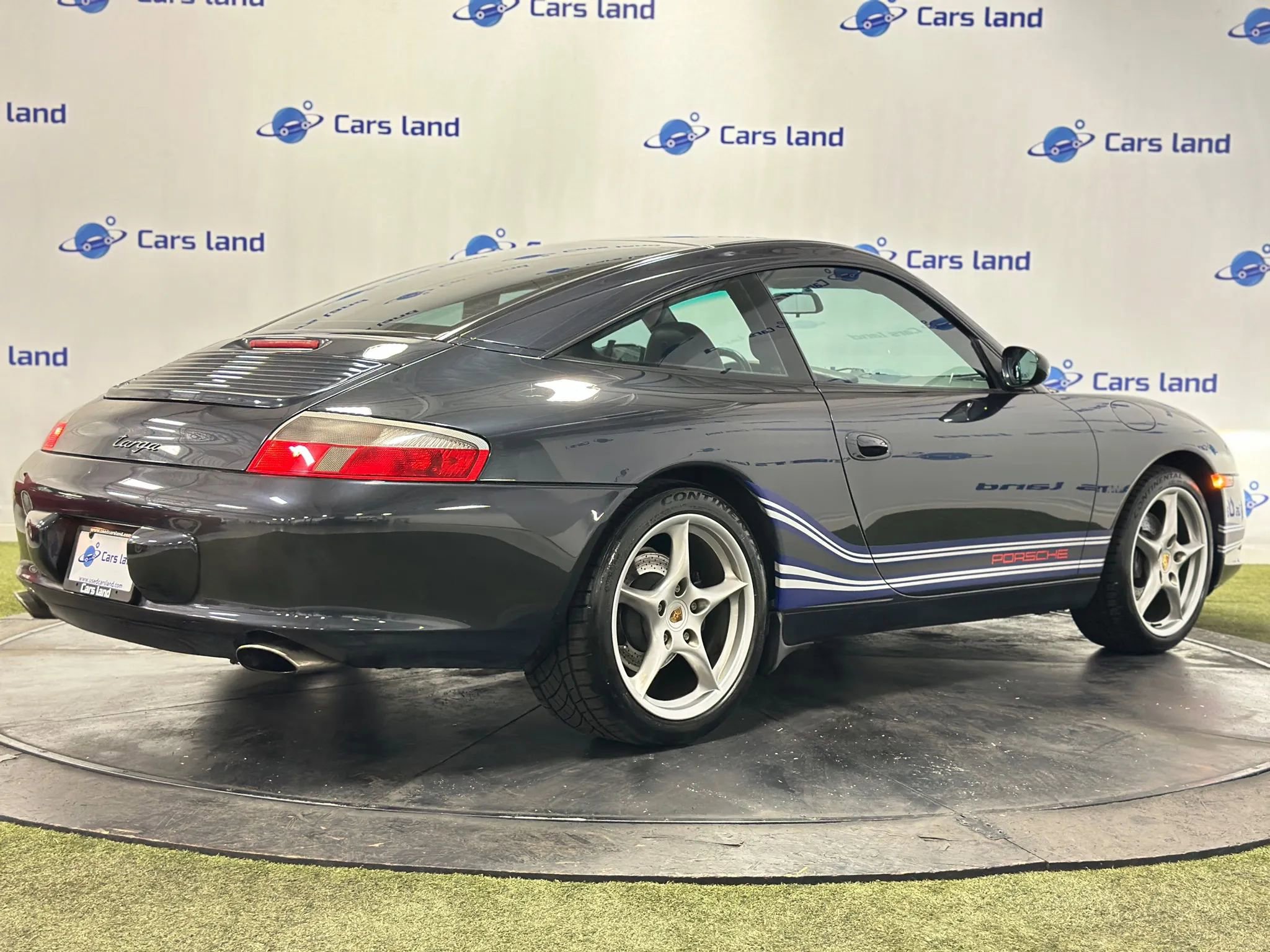 Used 2004 Porsche 911 Targa image 3