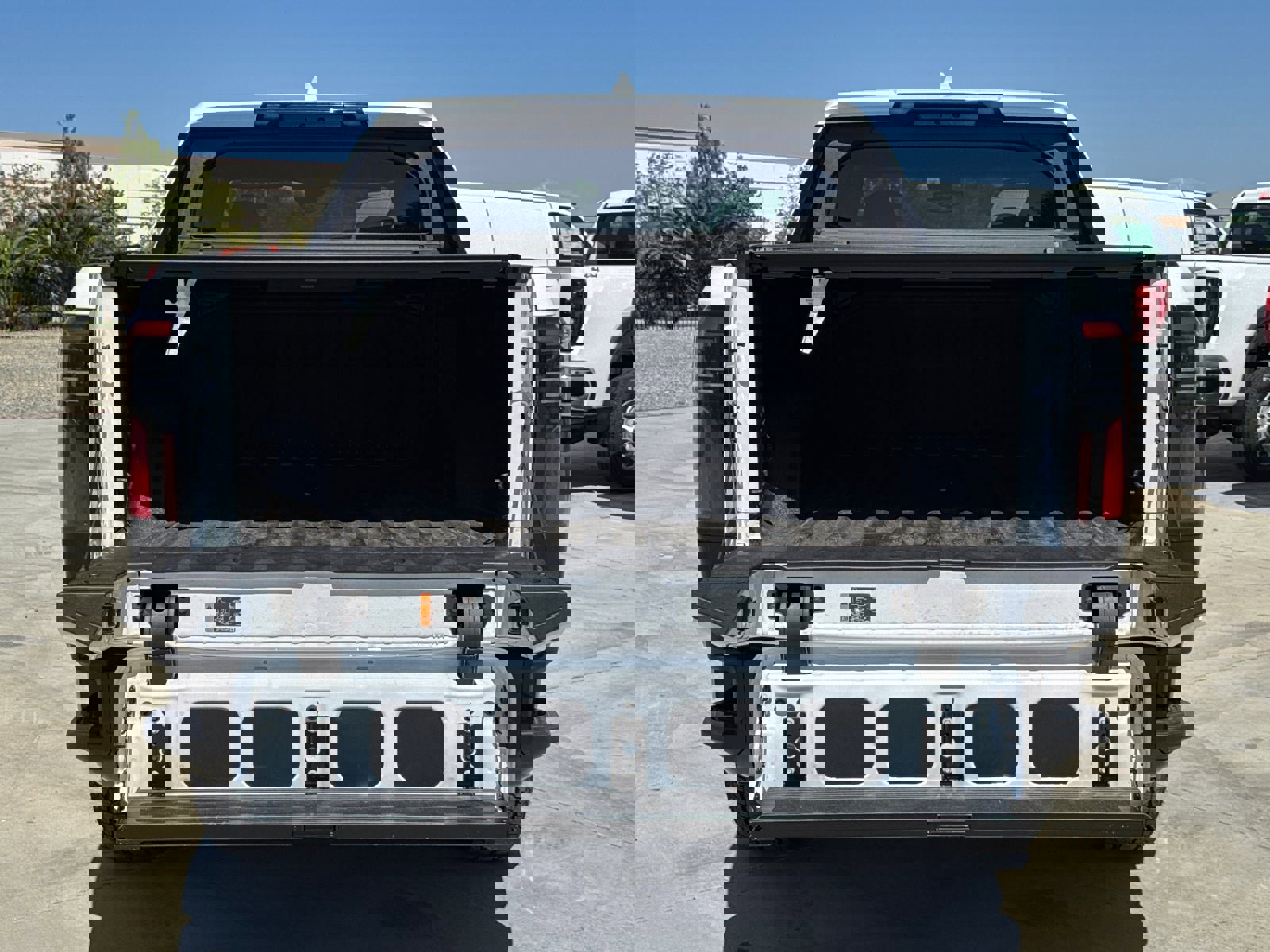 Used 2026 GMC Sierra EV AT4 image 9