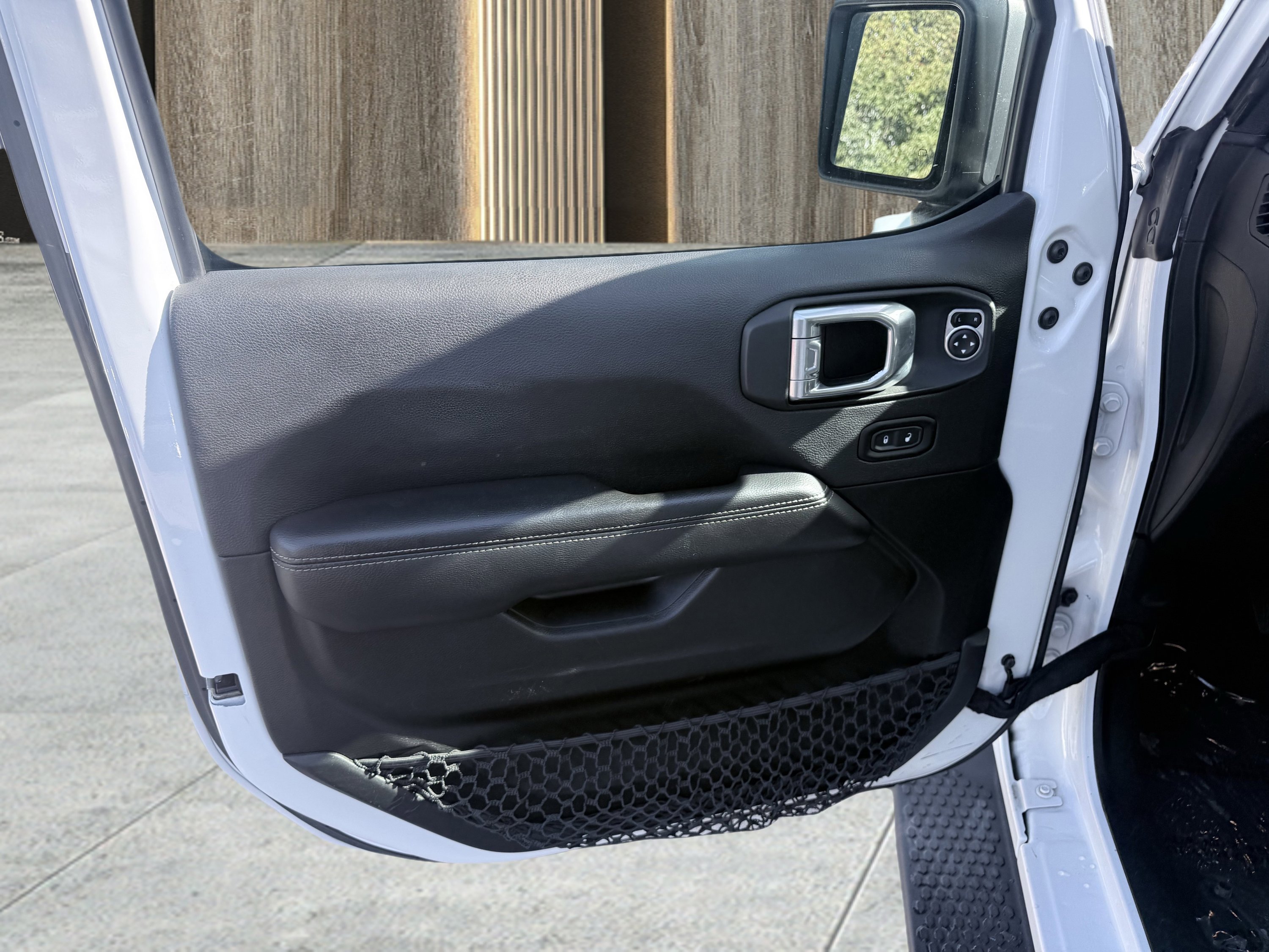 Used 2021 Jeep Wrangler Unlimited Sahara image 58