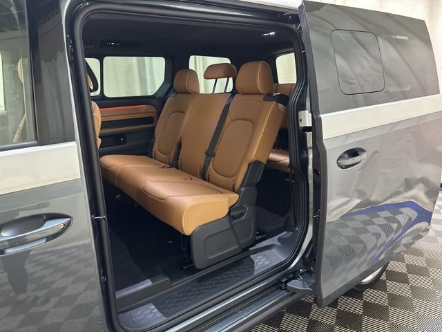 New 2025 Volkswagen ID. Buzz Pro S image 27