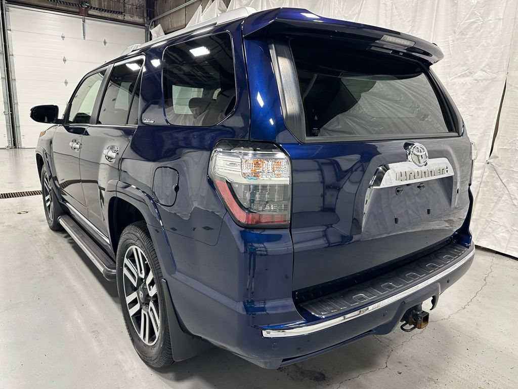 Used 2022 Toyota 4Runner Limited AWD/4WD image 5