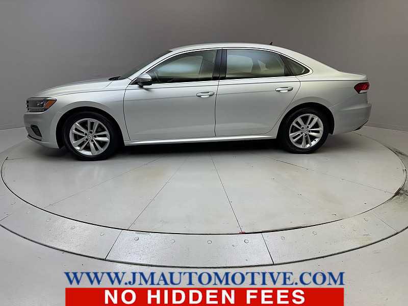Used 2020 Volkswagen Passat 2.0T SE FWD image 2