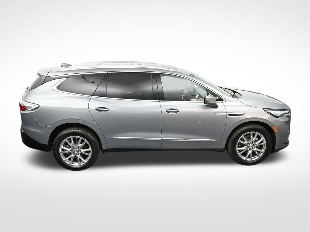 Used 2023 Buick Enclave Essence w/ Experience Buick Package AWD/4WD image 21