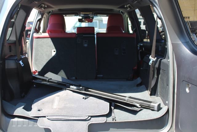 Used 2023 Lexus GX 460 Premium w/ Premium Package image 45