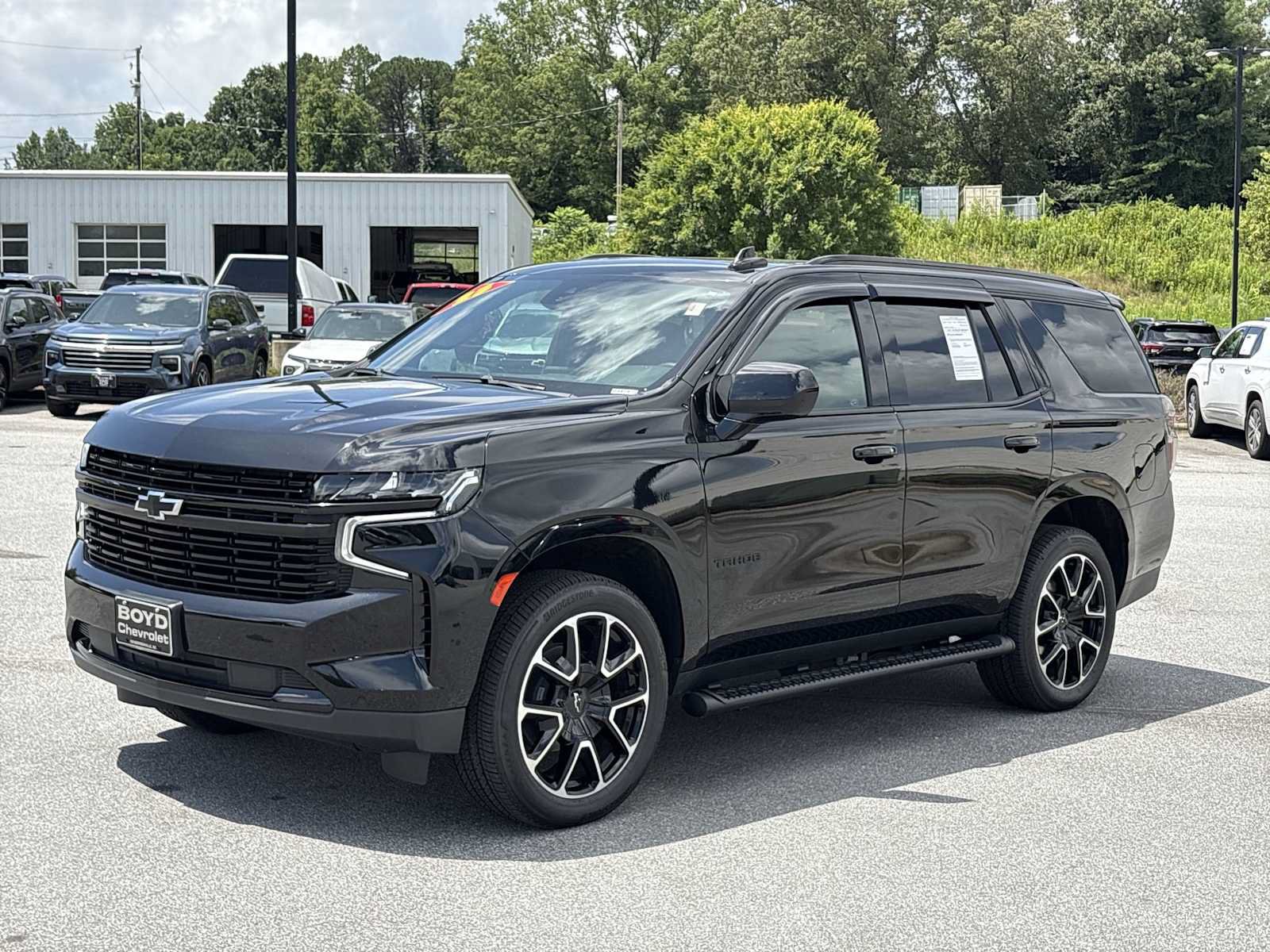 Used 2023 Chevrolet Tahoe RST AWD/4WD image 2