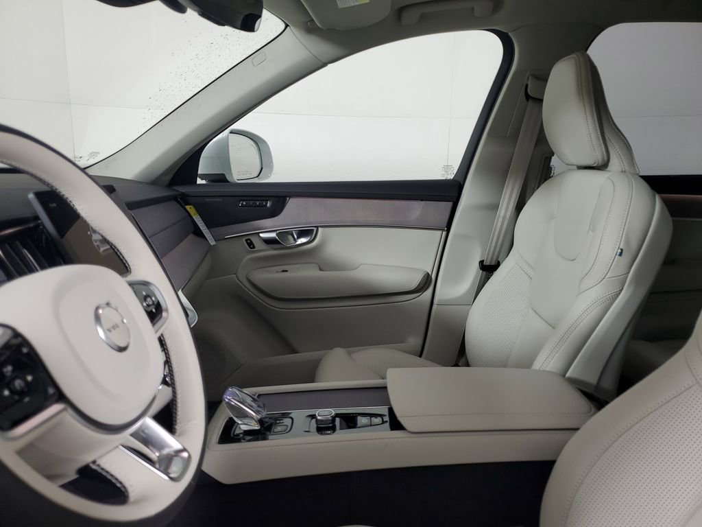 New 2026 Volvo XC90 T8 Ultra w/ Protection Package Premier image 22