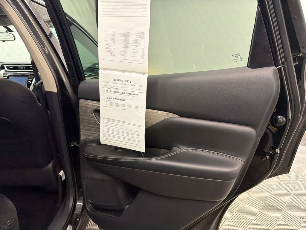 Used 2015 Nissan Murano S w/ Navigation Package FWD image 16