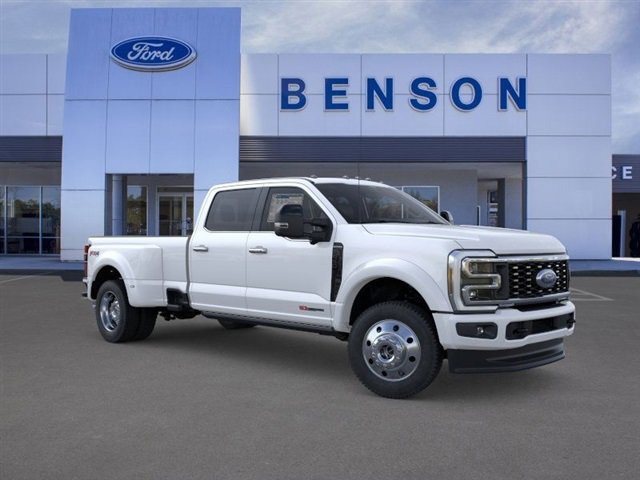 New 2026 Ford F450 Platinum image 1