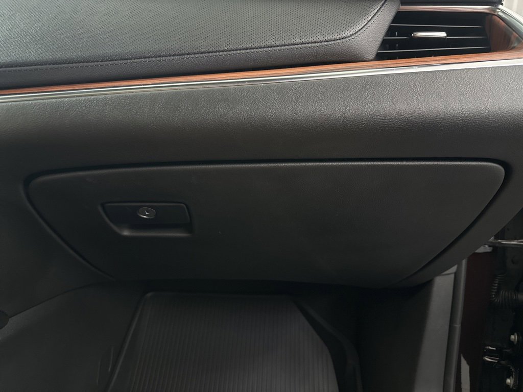 Used 2021 Cadillac XT5 Premium Luxury image 40