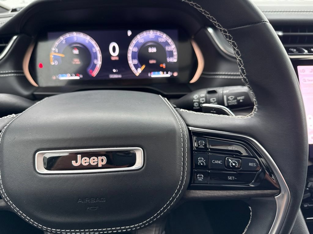 Used 2021 Jeep Grand Cherokee L Overland w/ Luxury Tech Group IV AWD/4WD image 28