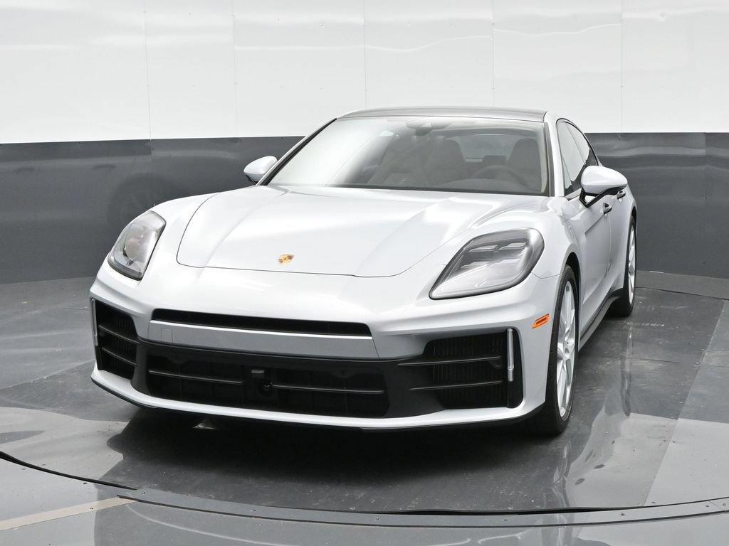 Certified 2025 Porsche Panamera RWD image 12