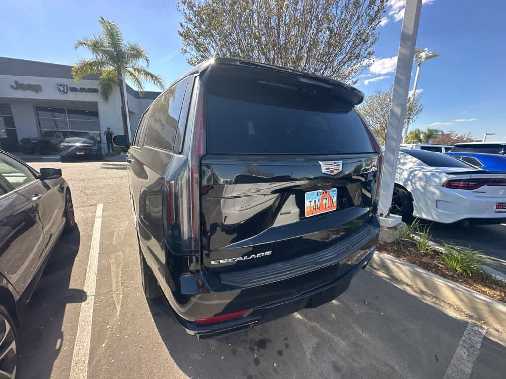 Used 2024 Cadillac Escalade ESV Sport AWD/4WD image 5