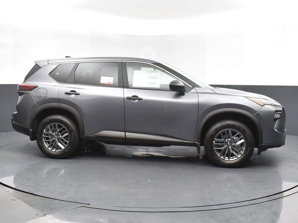 New 2026 Nissan Rogue S image 4