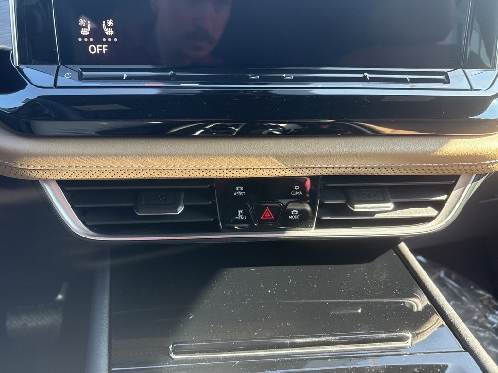 New 2026 Volkswagen Atlas Cross Sport SE image 22