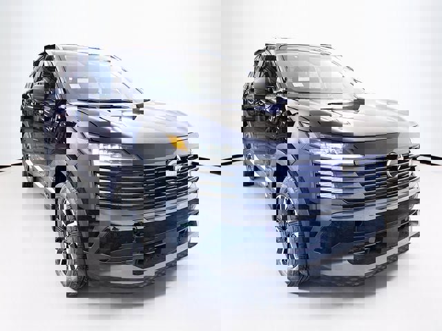 New 2026 Nissan Kicks SV image 3