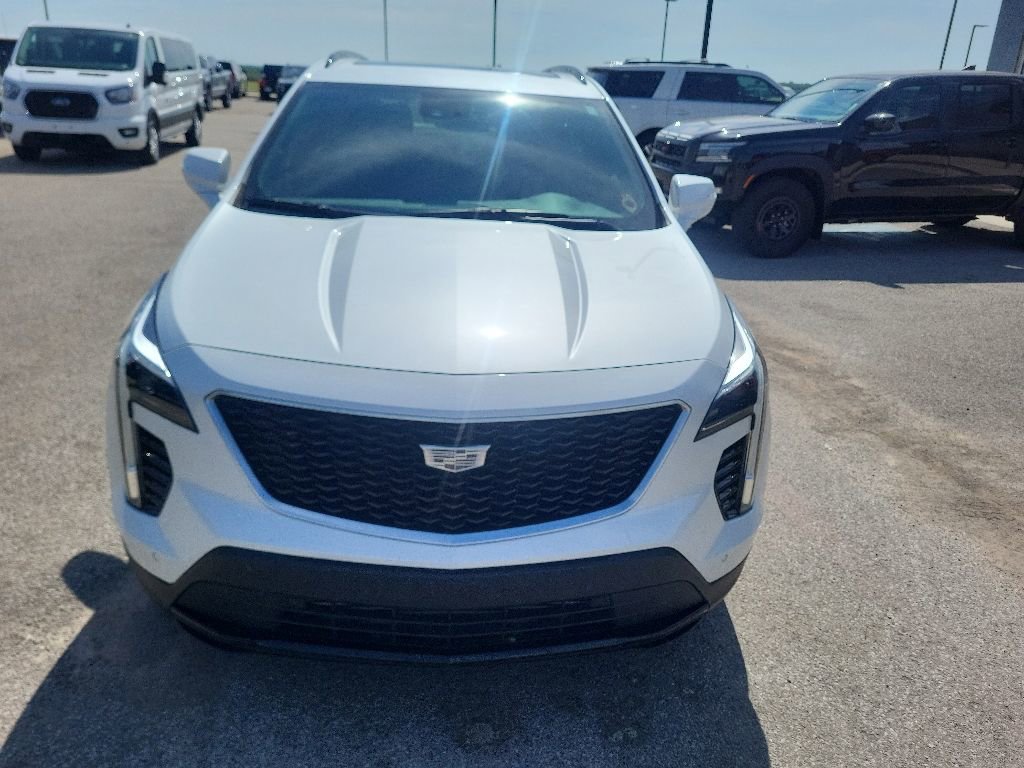 Used 2021 Cadillac XT4 Sport w/ Cold Weather Package FWD image 6