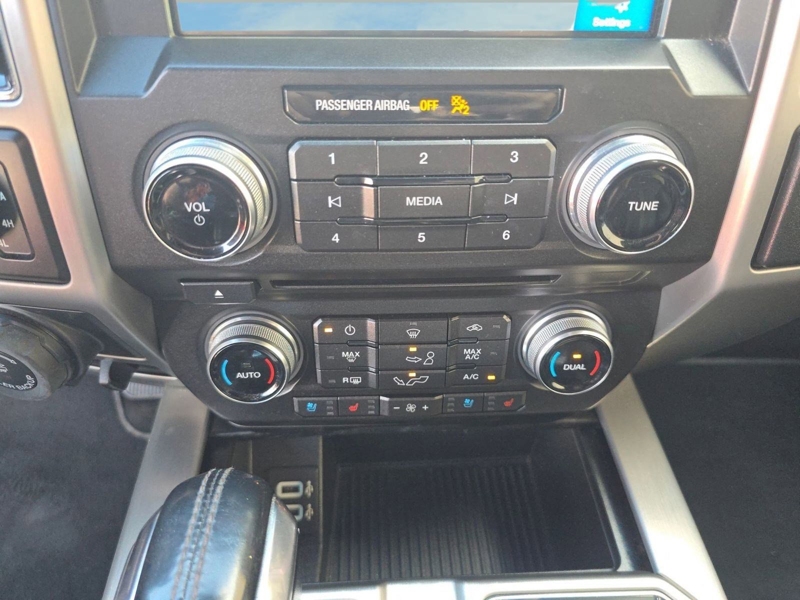 Used 2018 Ford F150 Platinum w/ Equipment Group 701A Luxury image 14