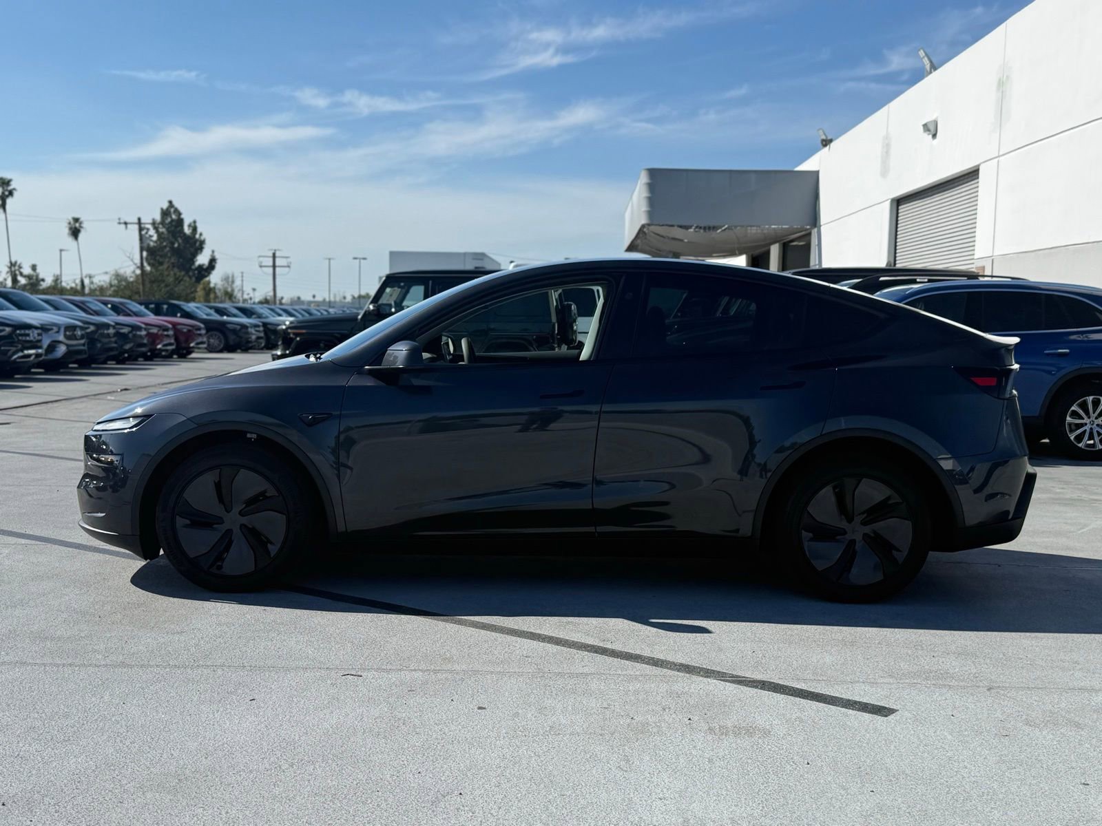 Used 2026 Tesla Model Y Long Range image 7