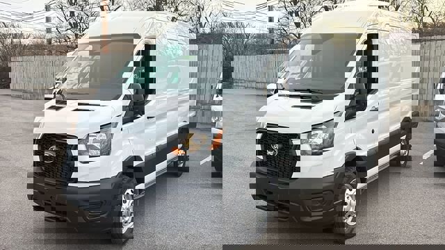 New 2026 Ford Transit 250 148 Medium Roof Extended AWD image 6
