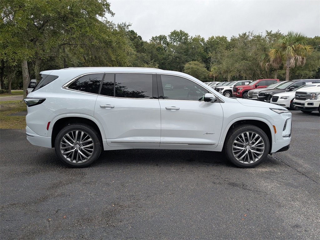 New 2026 Buick Enclave Avenir w/ Super Cruise Package image 3