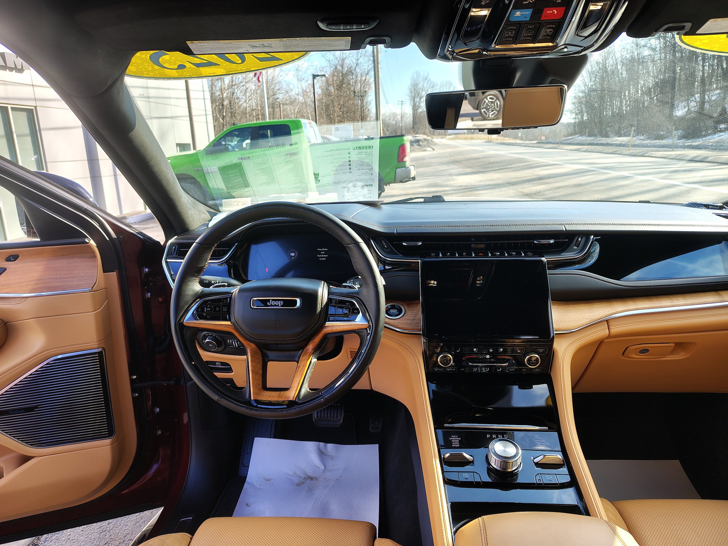 Certified 2025 Jeep Grand Cherokee L Summit AWD/4WD image 30
