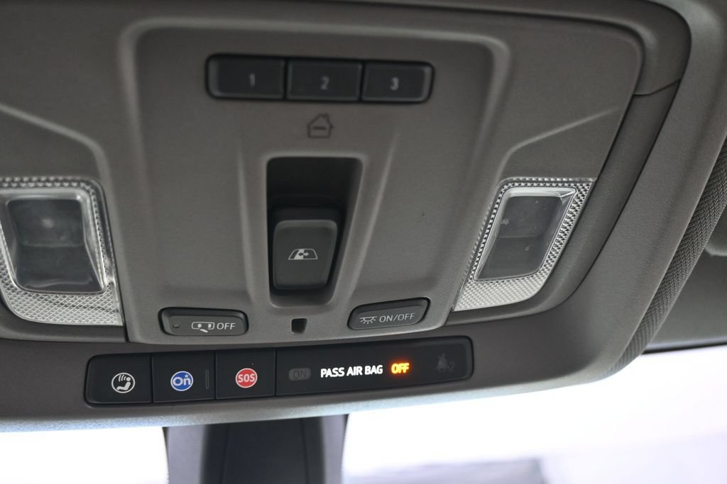 Used 2019 Chevrolet Silverado 1500 LT w/ All-Star Edition RWD image 31