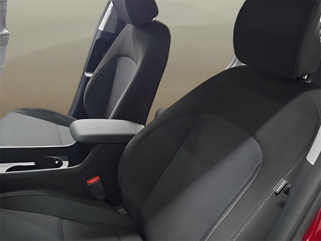 New 2026 Hyundai Kona SE image 13