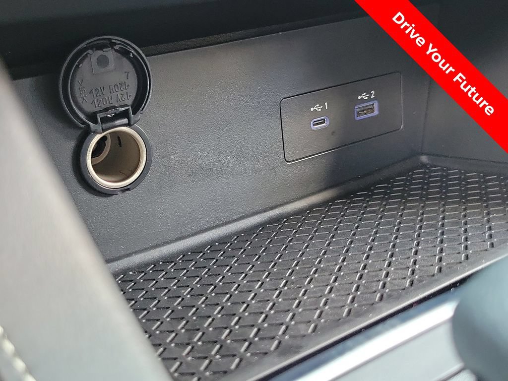 Certified 2025 Nissan Pathfinder SV FWD image 12