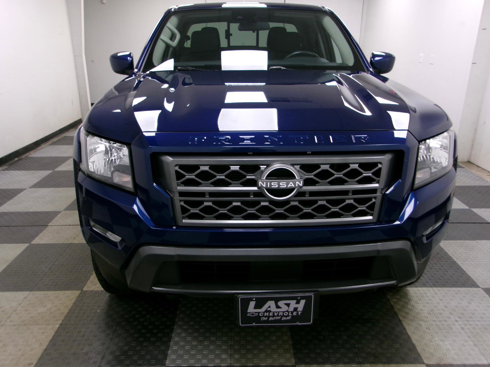 Used 2023 Nissan Frontier SV w/ SV Convenience Package image 16