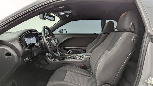 Used 2017 Dodge Challenger R/T w/ Driver Convenience Group RWD image 14