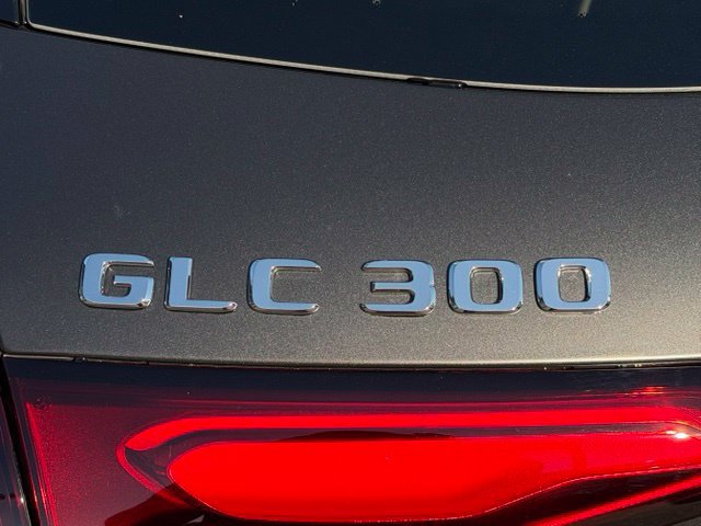 New 2027 Mercedes-Benz GLC 300 4MATIC image 9