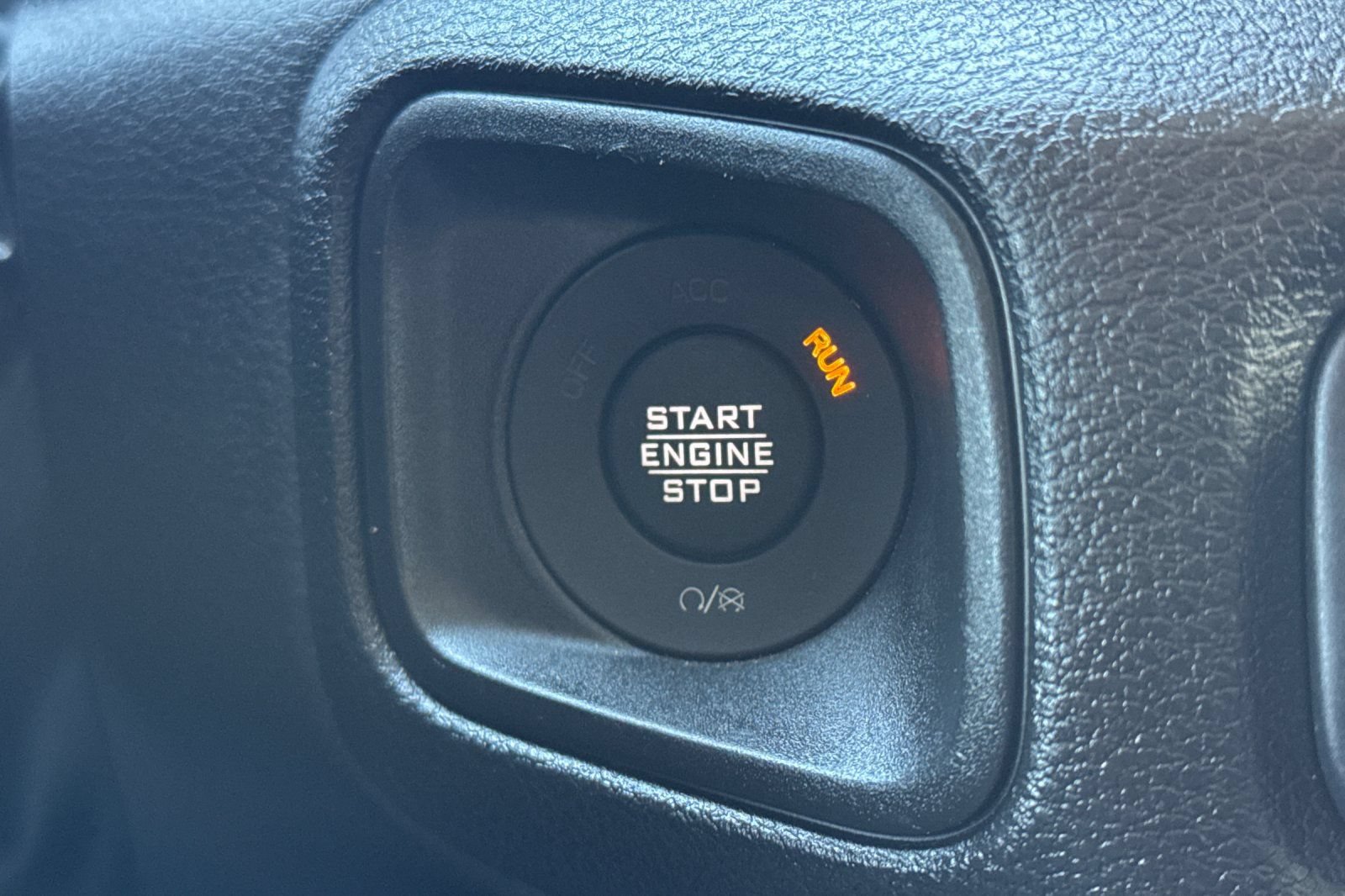 Used 2025 Jeep Wrangler Unlimited Sport S 4xe AWD/4WD image 22