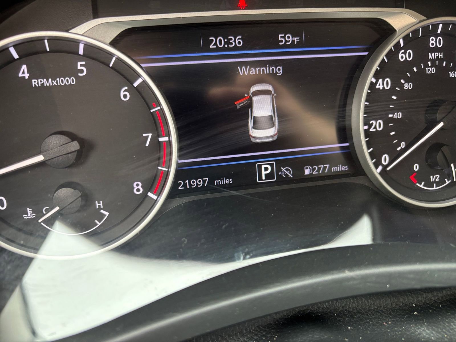 Used 2025 Nissan Sentra SV image 38