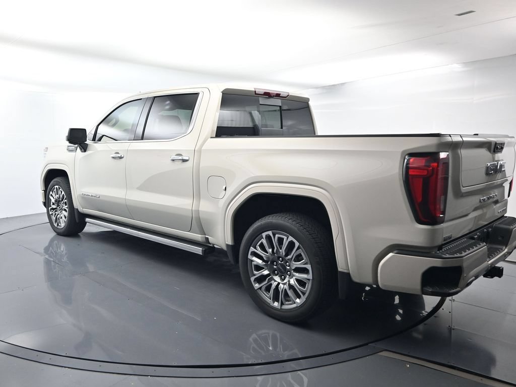 Used 2026 GMC Sierra 1500 Denali Ultimate AWD/4WD image 3